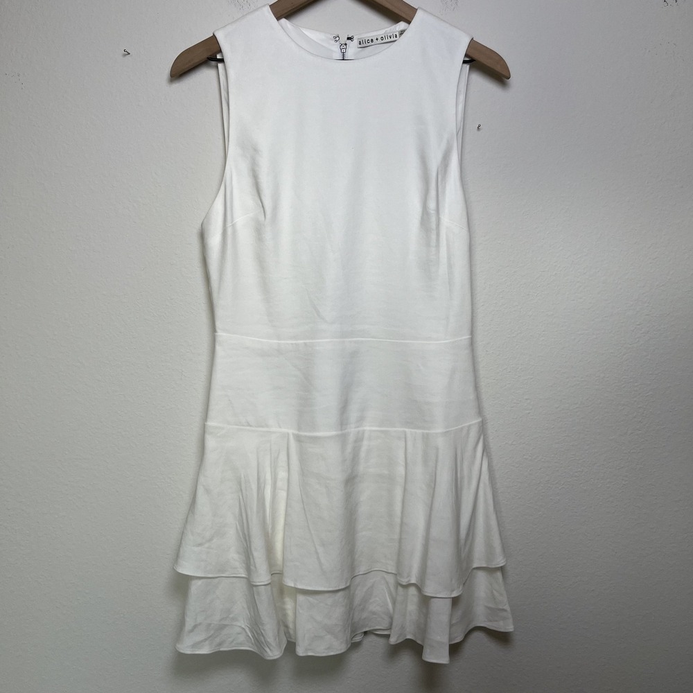 Alice &‎ Olivia Women Palmira Linen Mini Dress 8 Ivory Ruffle Tiered Hem Preppy - Picture 2 of 11